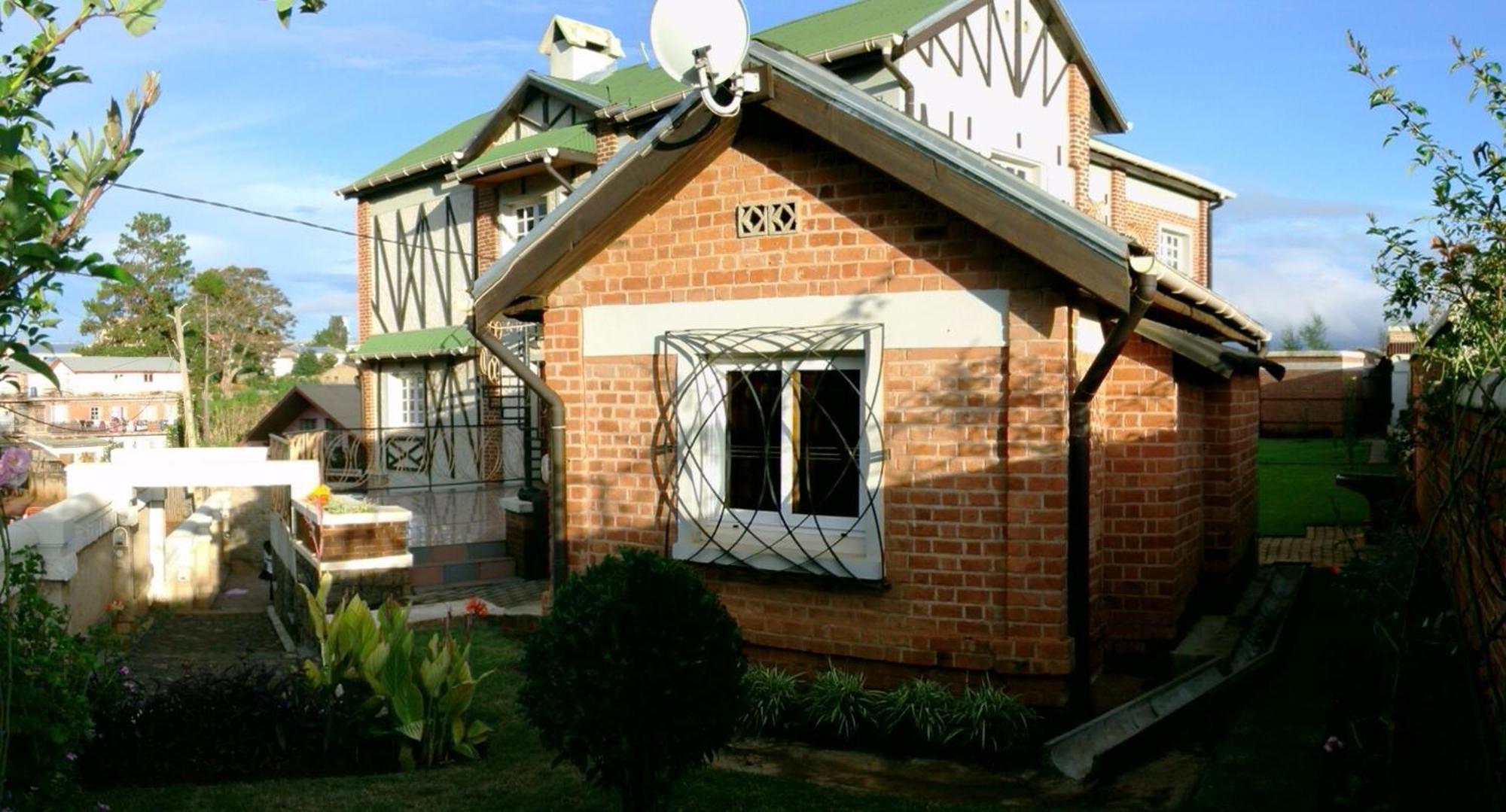 Appartements D'Hotes Marciloui Antsirabe Exterior photo