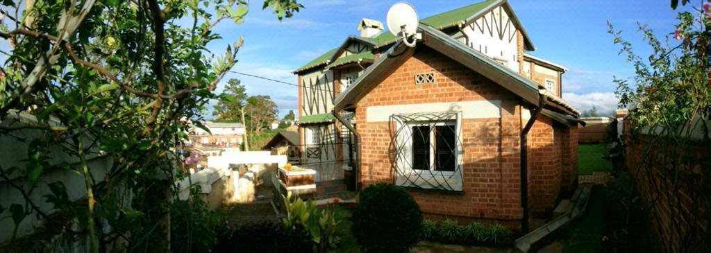 Appartements D'Hotes Marciloui Antsirabe Exterior photo